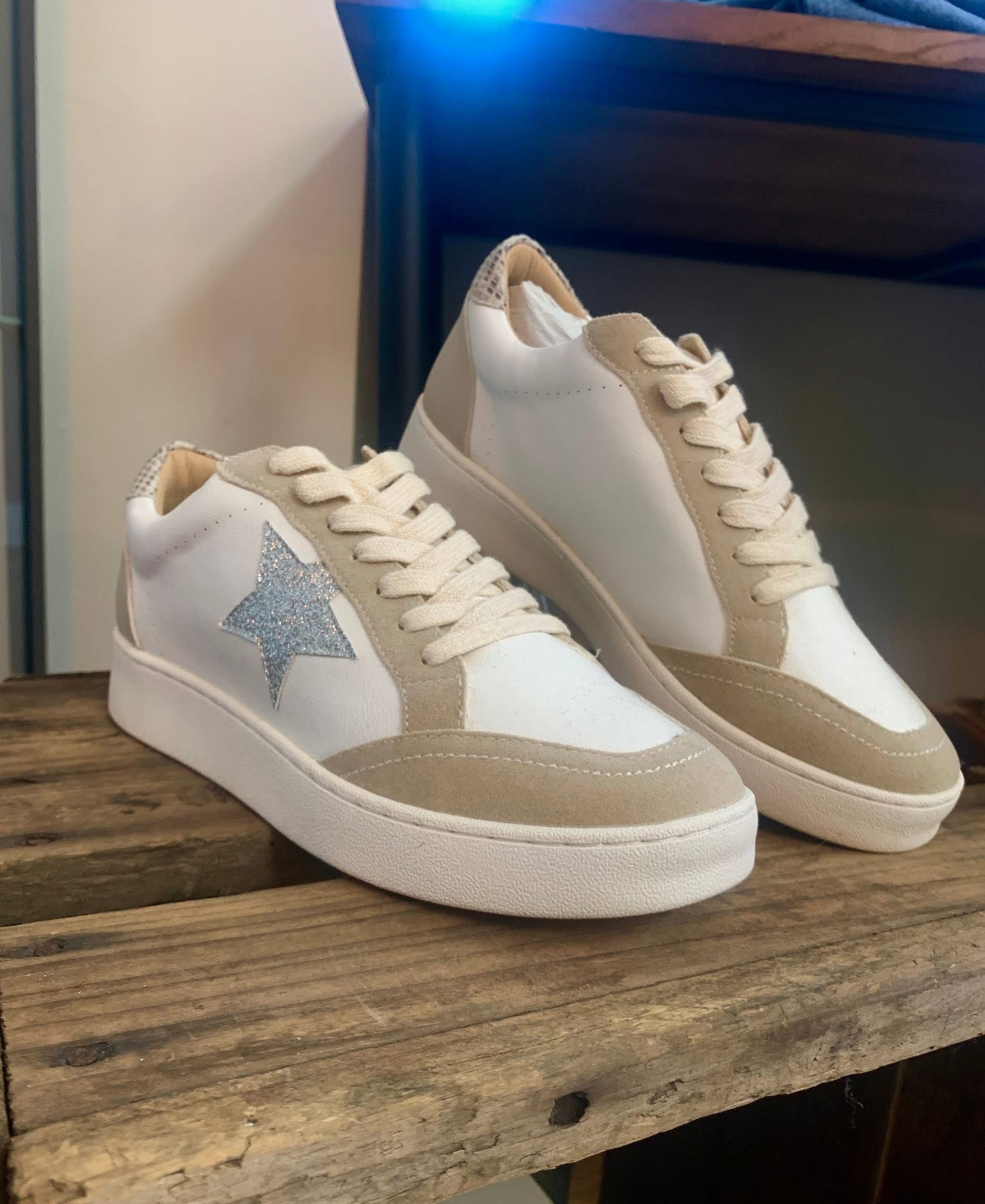 Golden G00$e Dupes